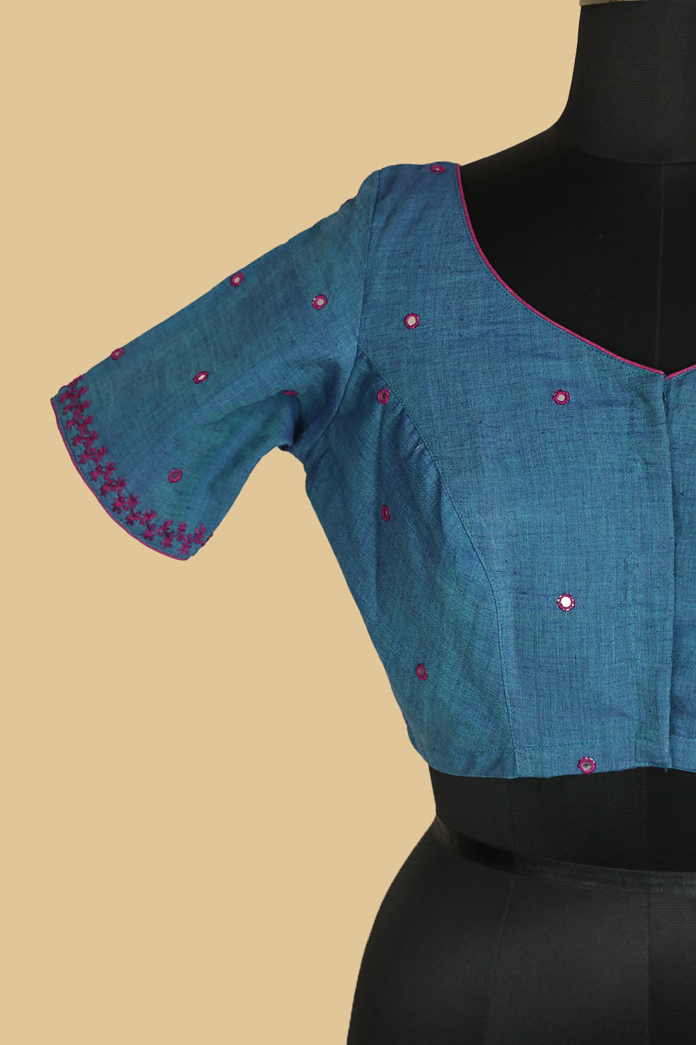 Handcrafted Blouse - Matkatus