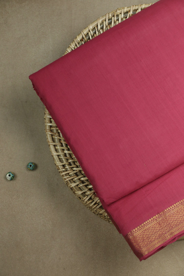 Bordered Fabrics - Matkatus 