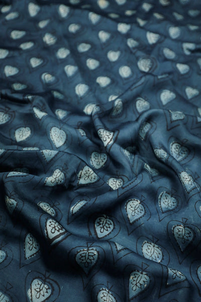 Silk Fabric-Matkatus