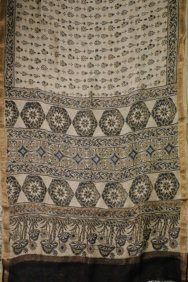 Ajrak Saree - Matkatus 