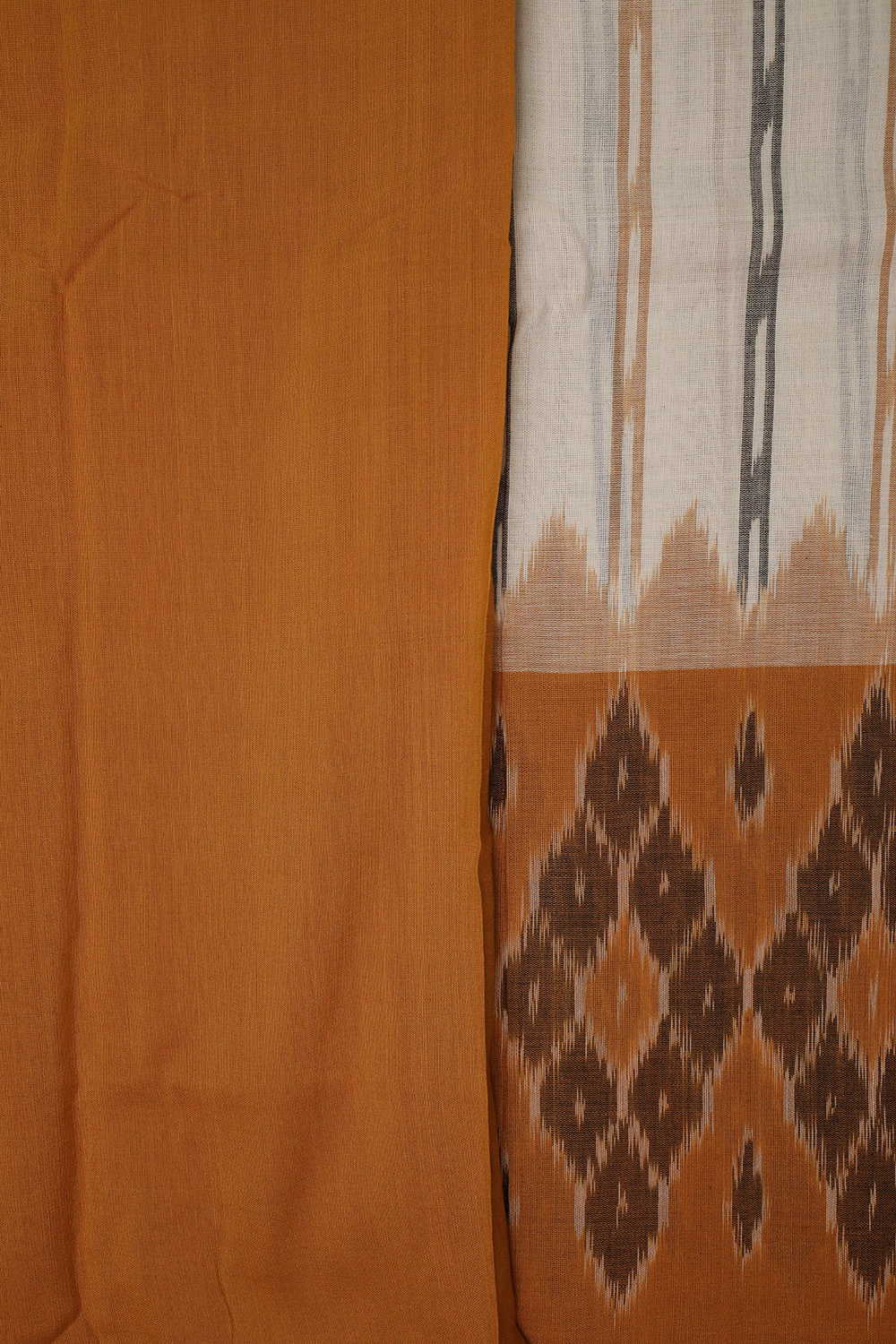 Ikat Saree - Matkatus 