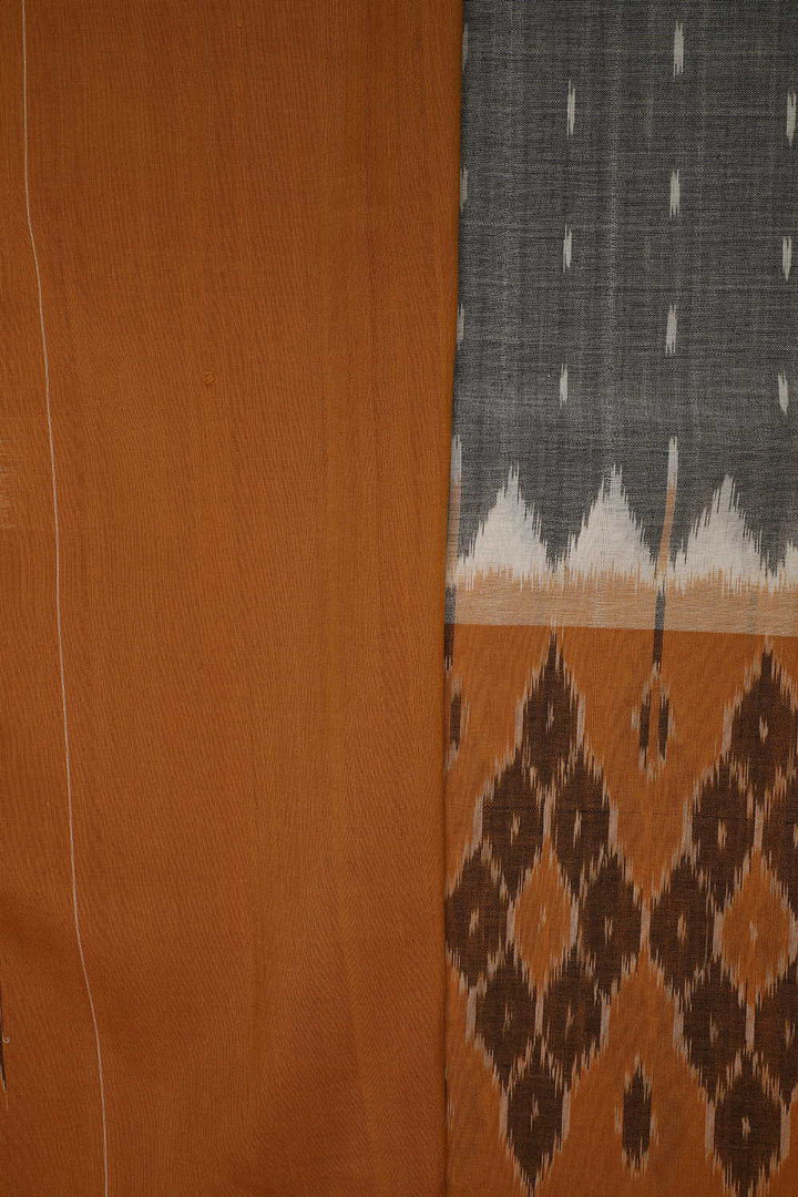 Ikat Saree - Matkatus 
