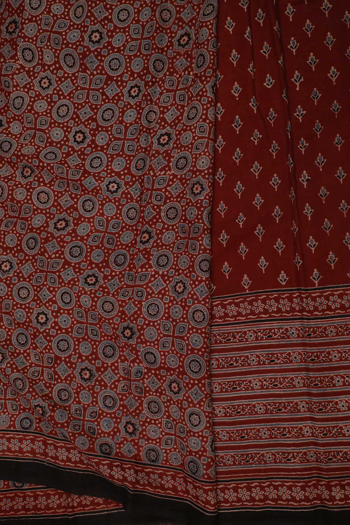 Mul Mul Ajrak Sarees - Matkatus 