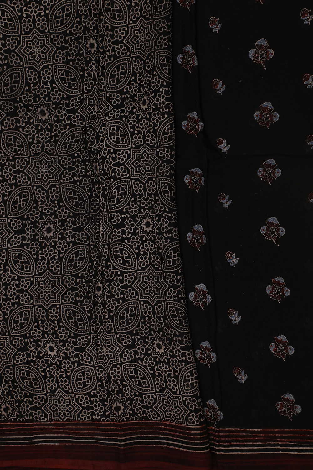 Mul Mul Ajrak Sarees - Matkatus 