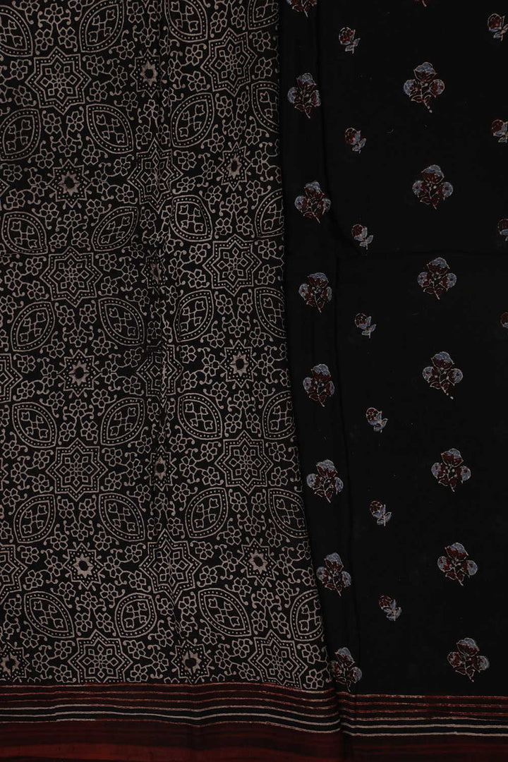 Mul Mul Ajrak Sarees - Matkatus 