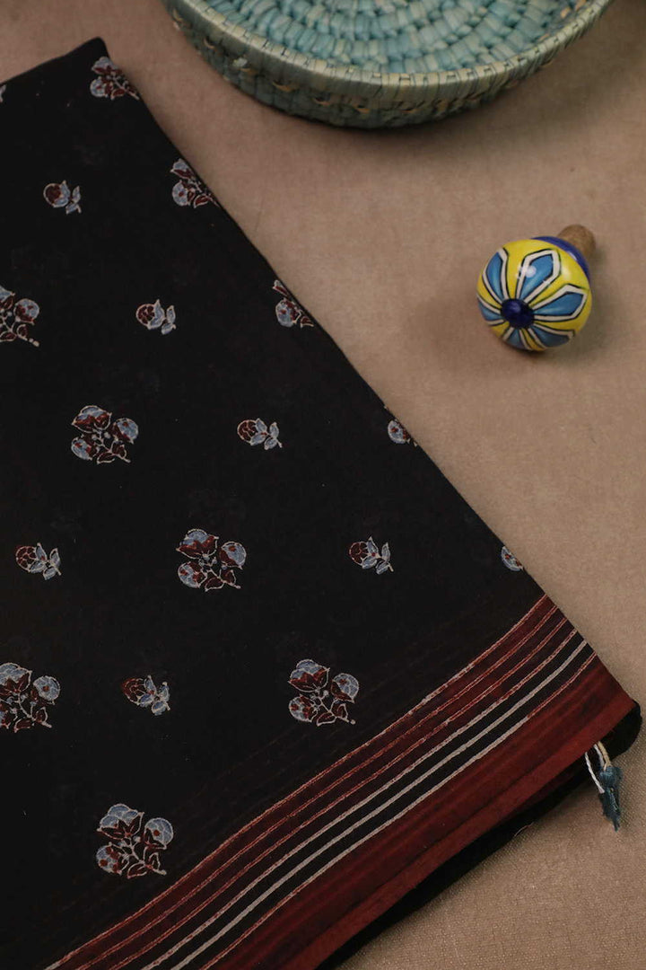 Ajrak Mul Cotton Saree - Matkatus 