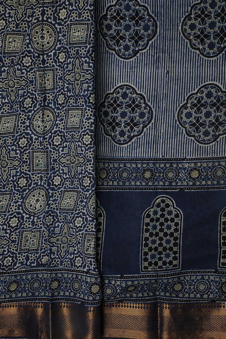 Mul Mul Ajrak Sarees - Matkatus 