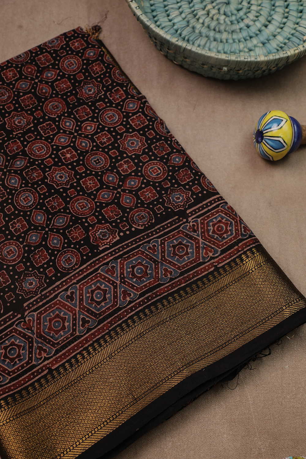 Ajrak Mul Cotton Saree - Matkatus 