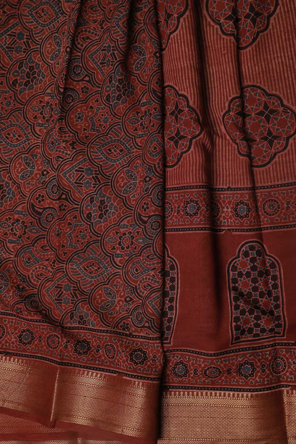 Mul Mul Ajrak Sarees - Matkatus 