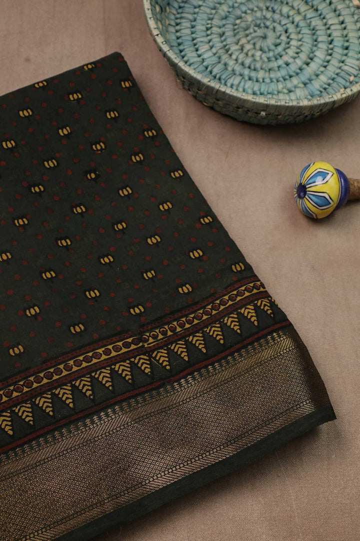 Ajrak Mul Cotton Saree - Matkatus 