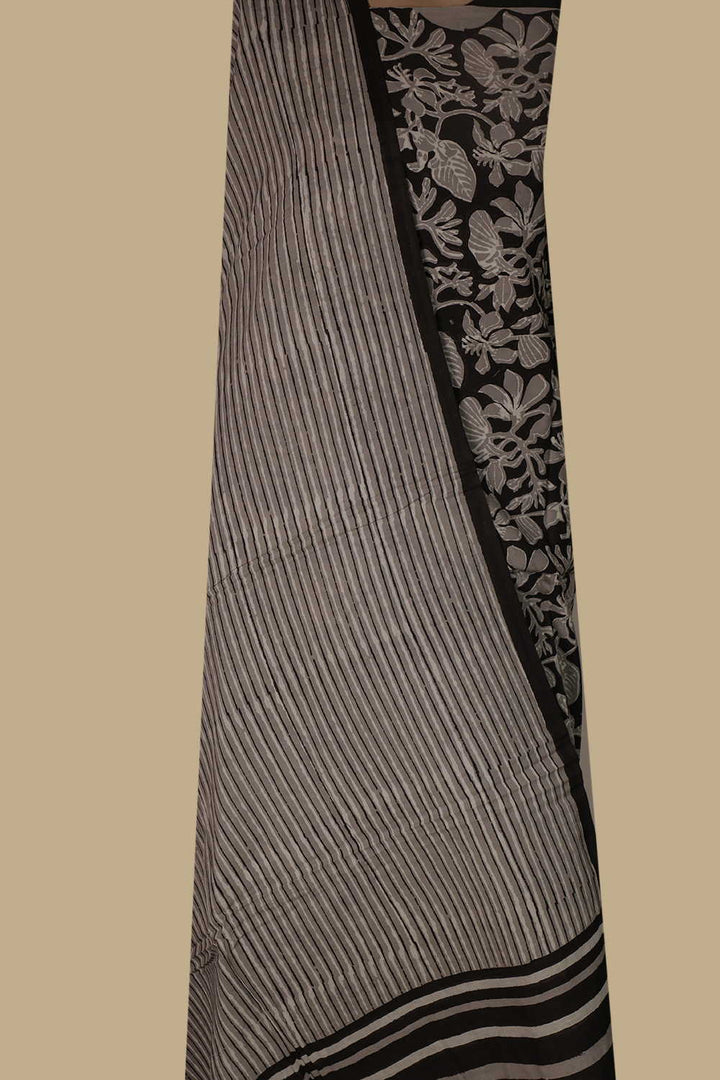 Mul Mul Cotton Suits - Matkatus 