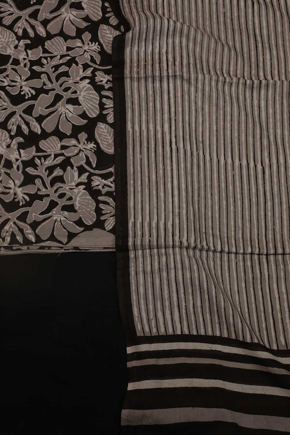 Unstitched Suits - Matkatus 