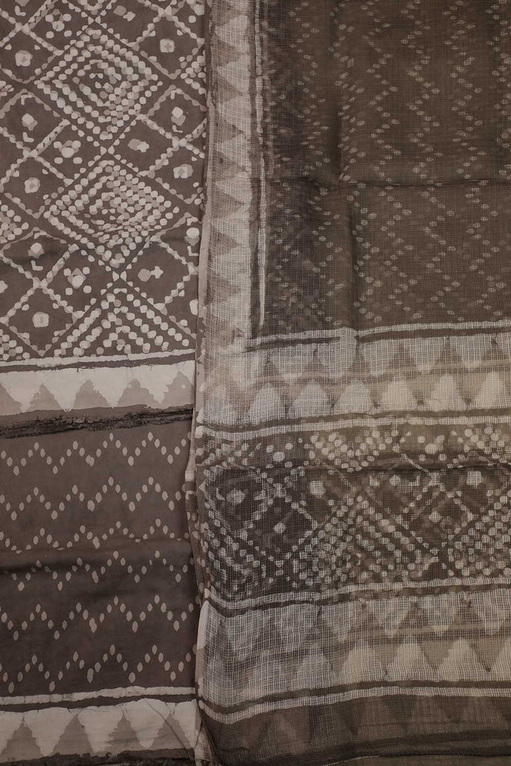 Unstitched Suits - Matkatus 