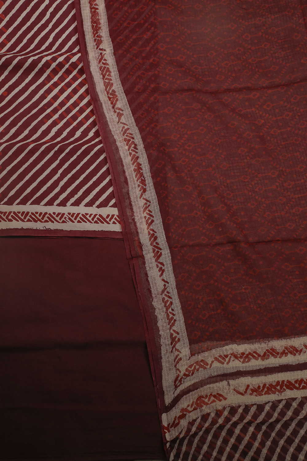 Unstitched Suits - Matkatus 