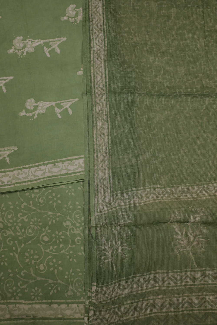 Unstitched Suits - Matkatus 