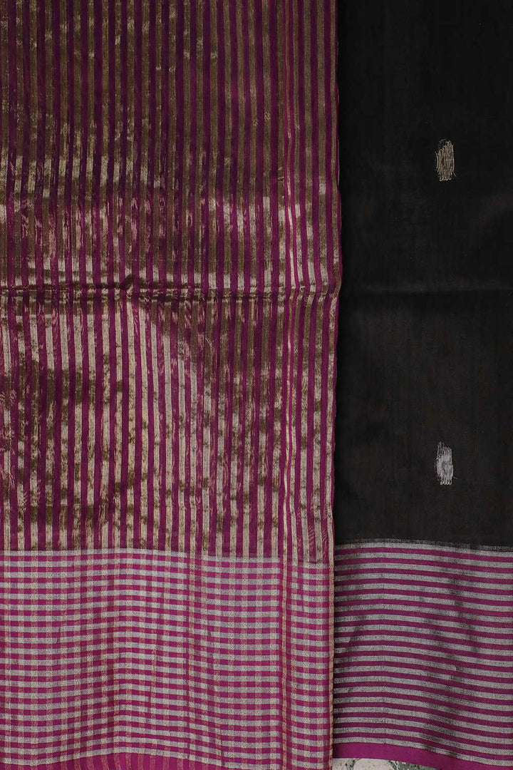 Sarees - Matkatus 