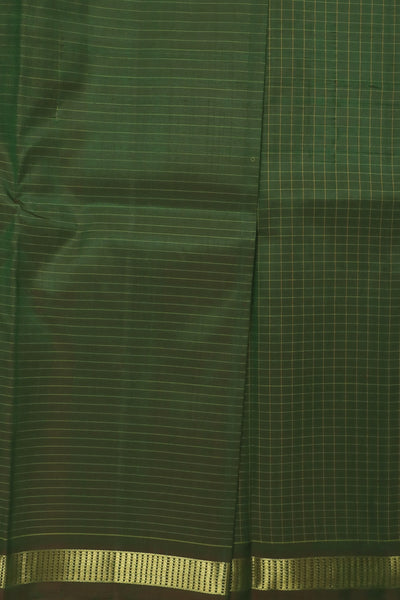 Checkered on Dual Shade Green Handwoven Aarani Silk Saree