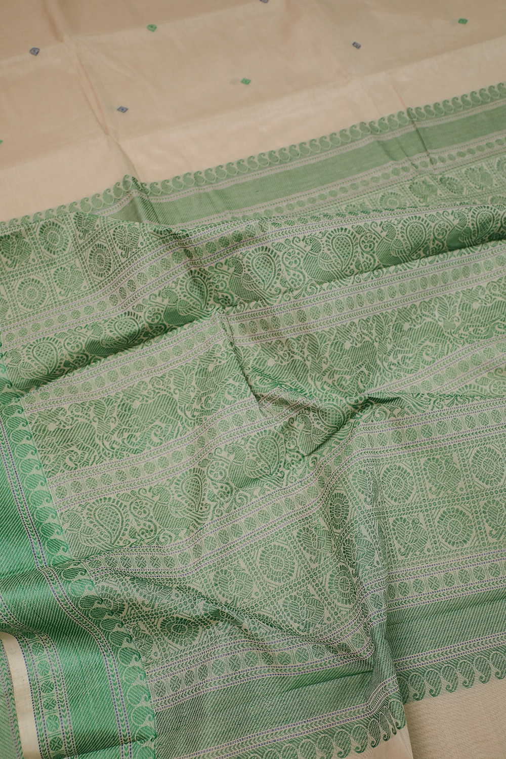 Sarees - Matkatus 