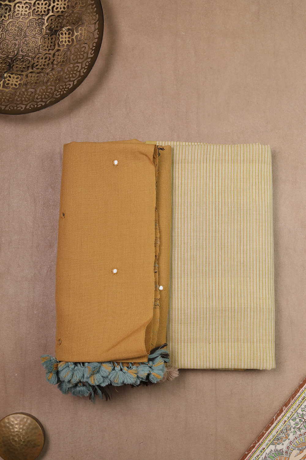 Top & Dupatta - Matkatus 