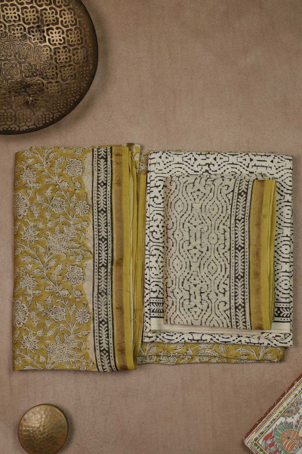 Full Suit - Matkatus