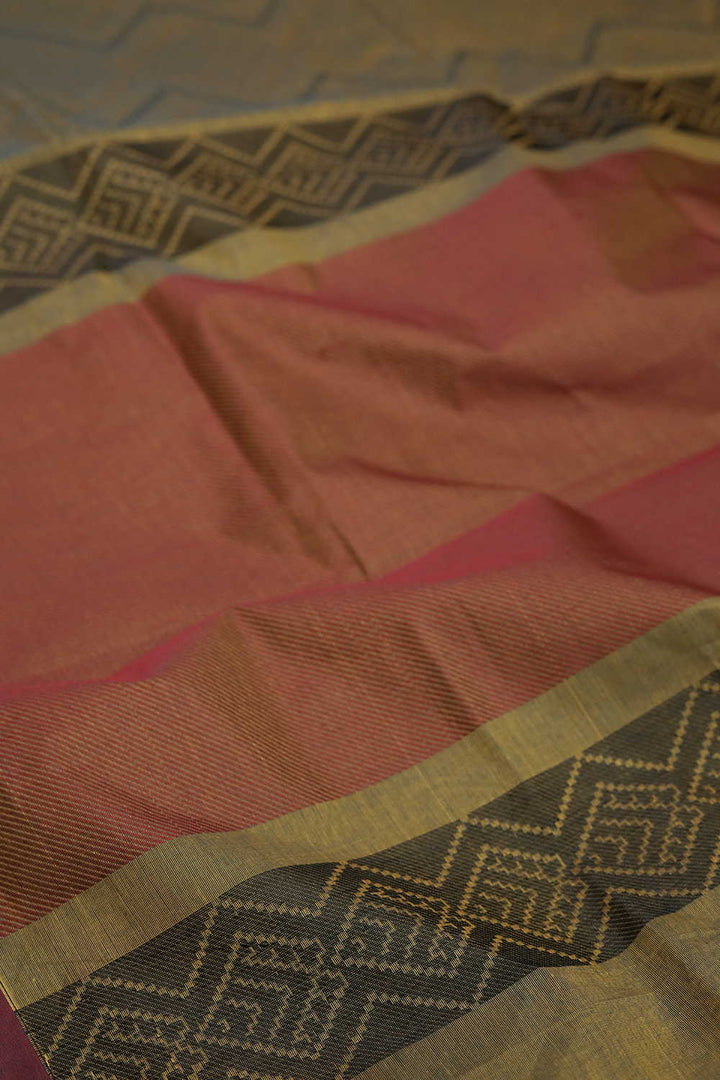 Sarees - Matkatus 