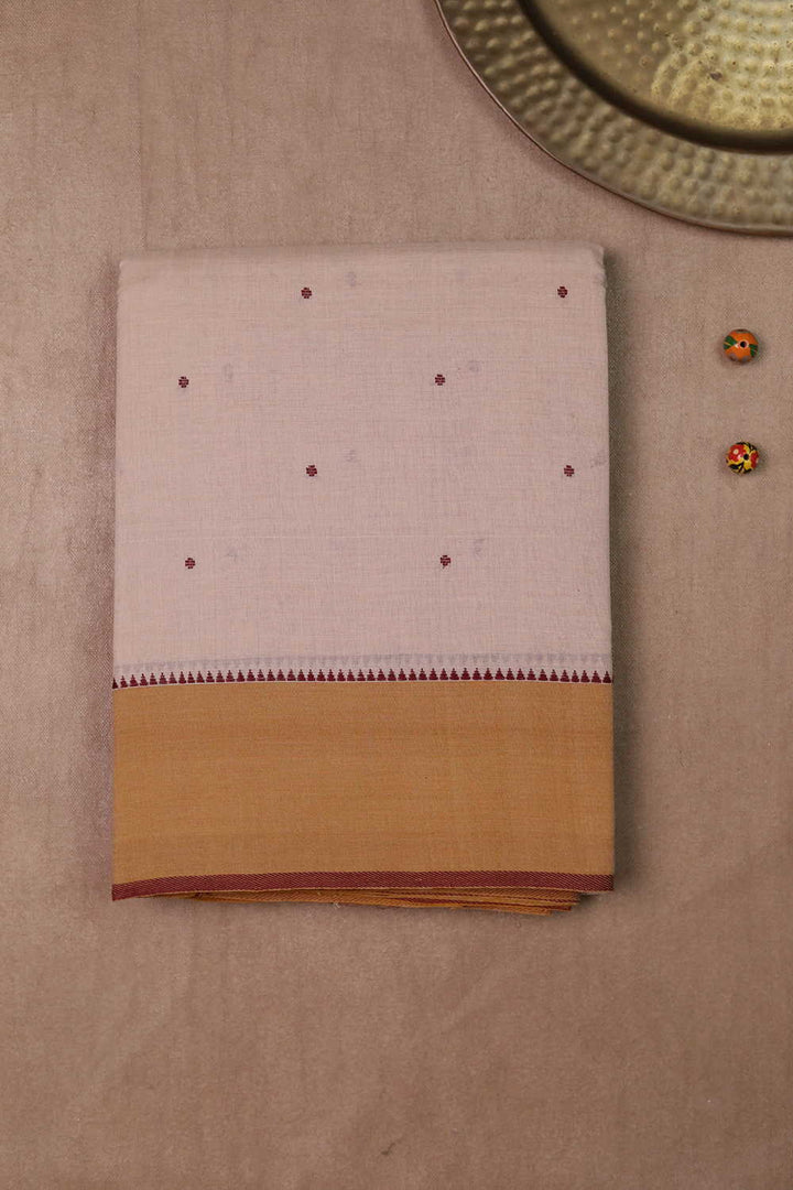 Sarees - Matkatus