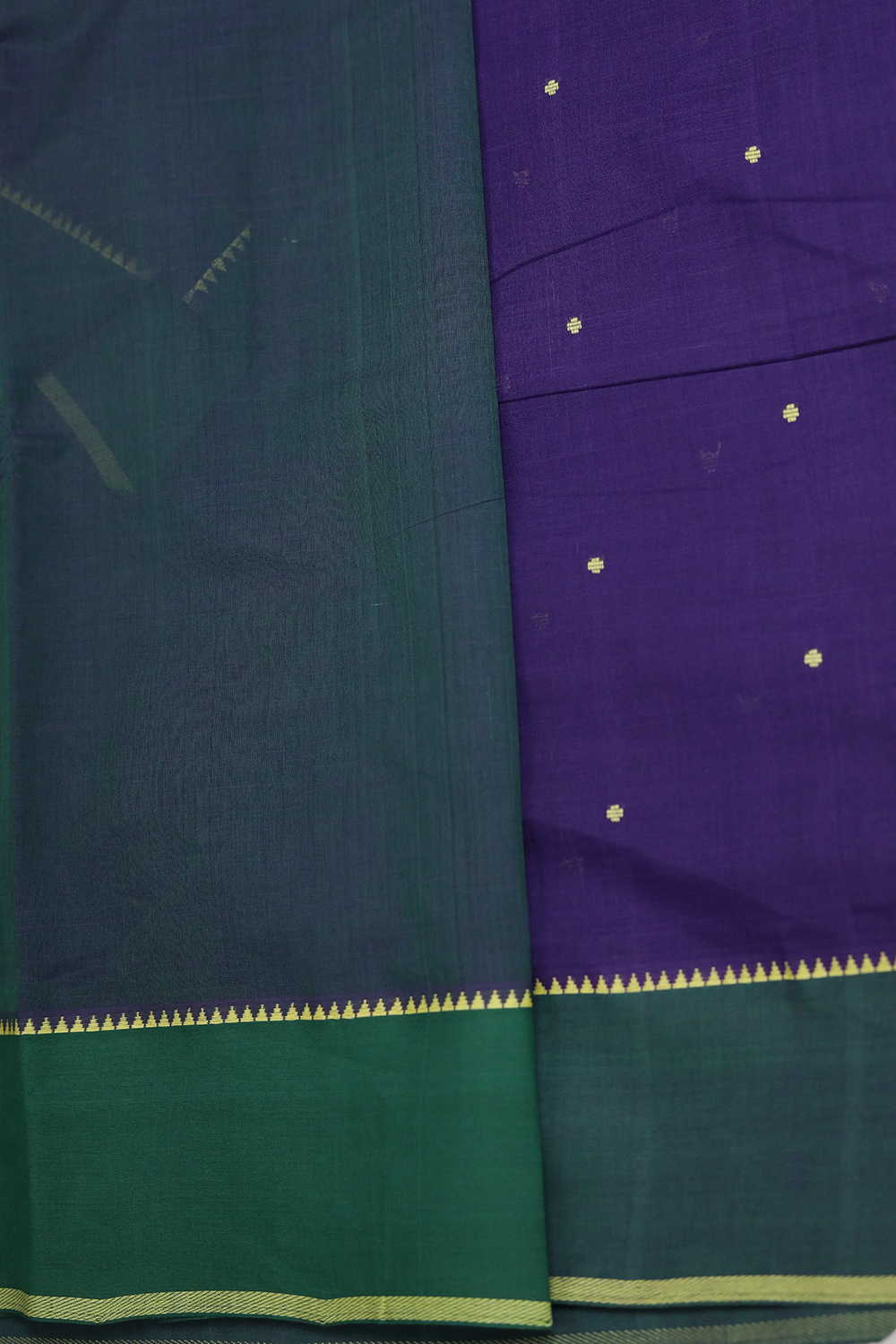 Sarees - Matkatus