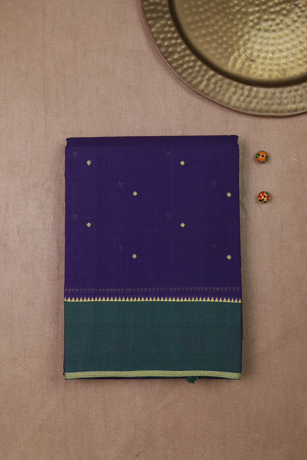 Sarees - Matkatus