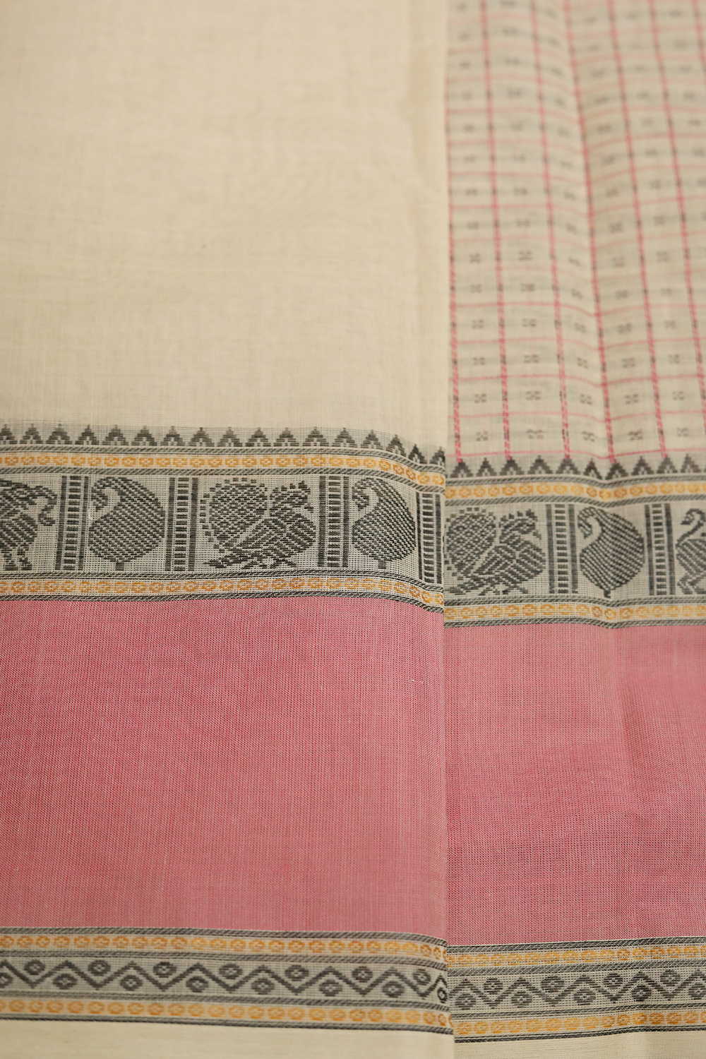 Sarees - Matkatus 