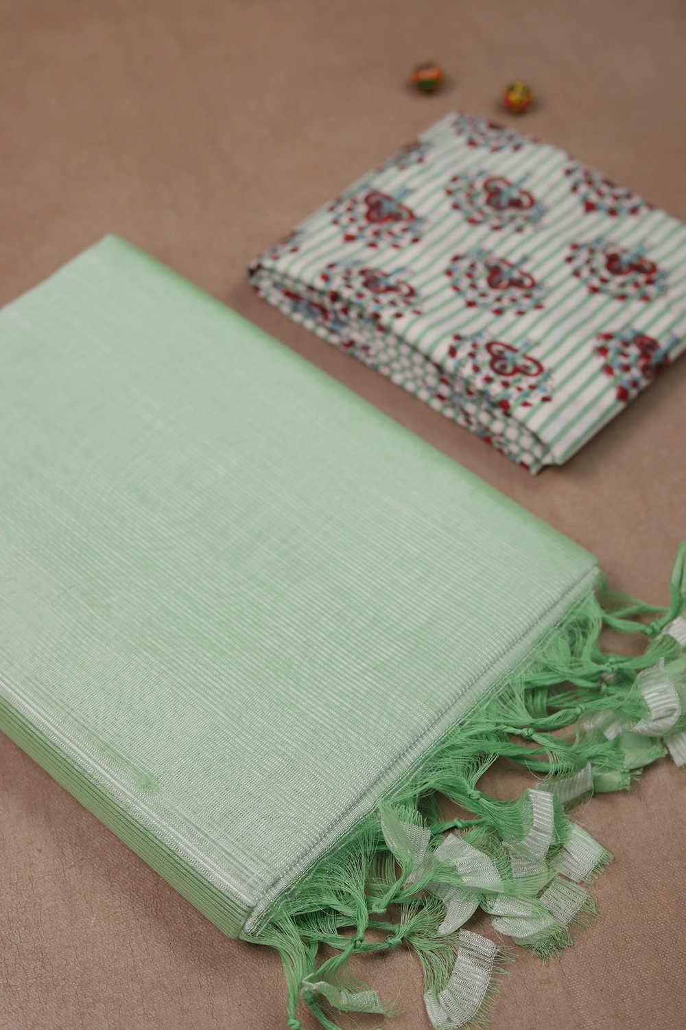 Saree with Blouse - Matkatus 