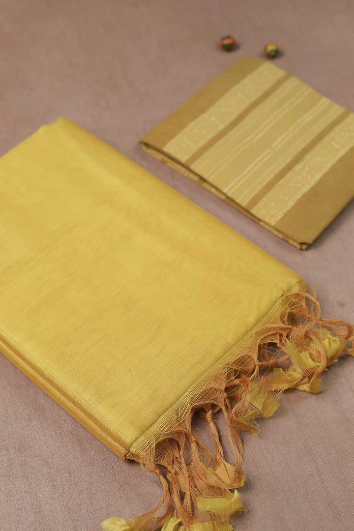 Saree with Blouse - Matkatus 
