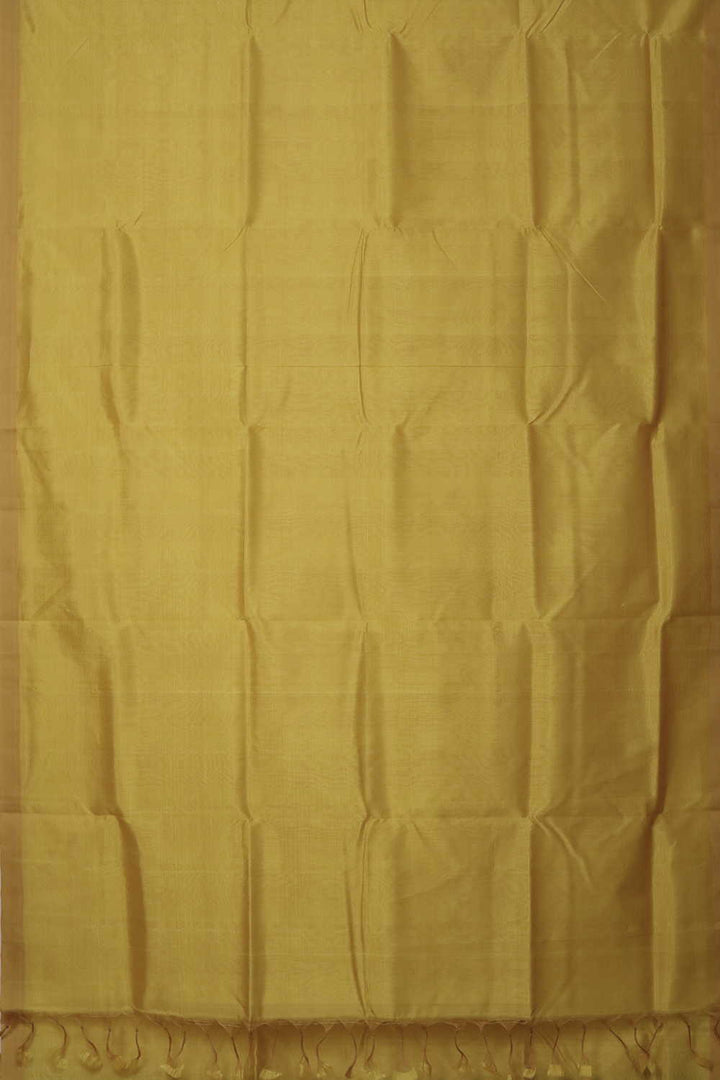 Perfectly Paired Sarees - Matkatus