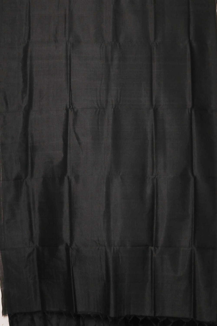Perfectly Paired Sarees - Matkatus