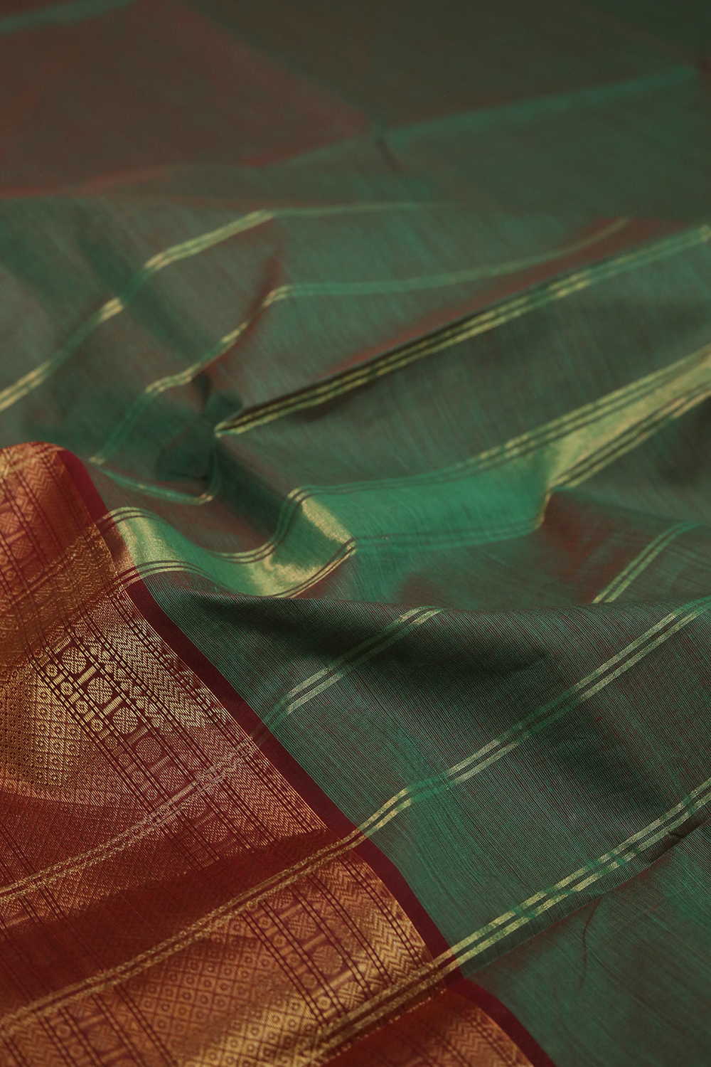 Sarees - Matkatus 