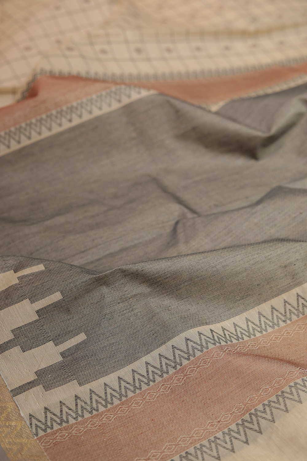Sarees - Matkatus 