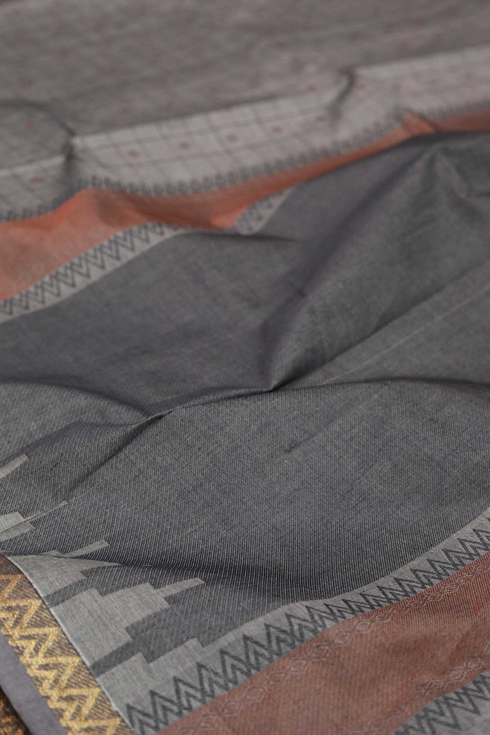 Sarees - Matkatus 