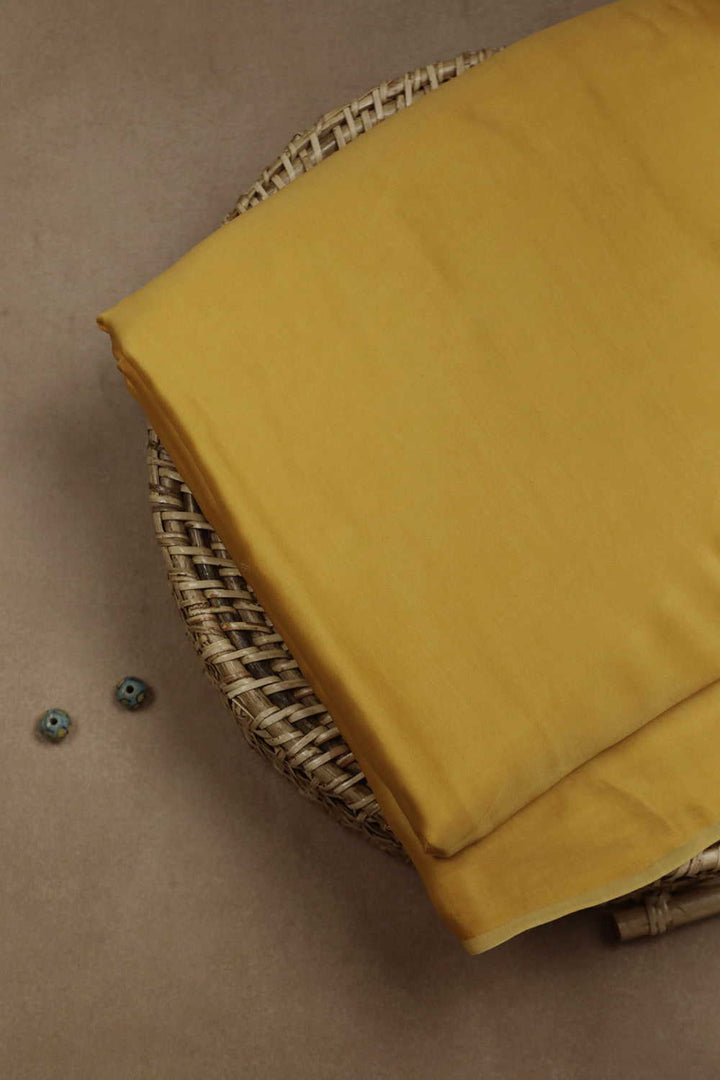 Silk Fabrics - Matkatus
