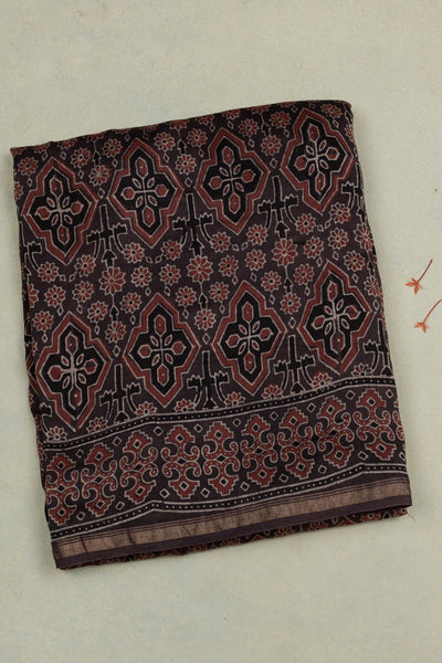 Ajrak Sarees - Matkatus