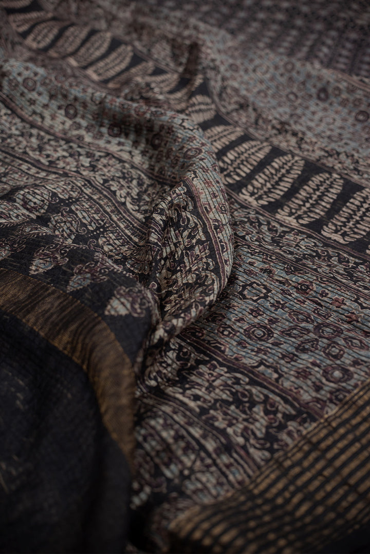 Sarees - Matkatus