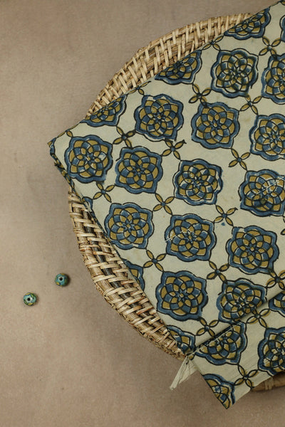 Ajrak Fabric - Matkatus 