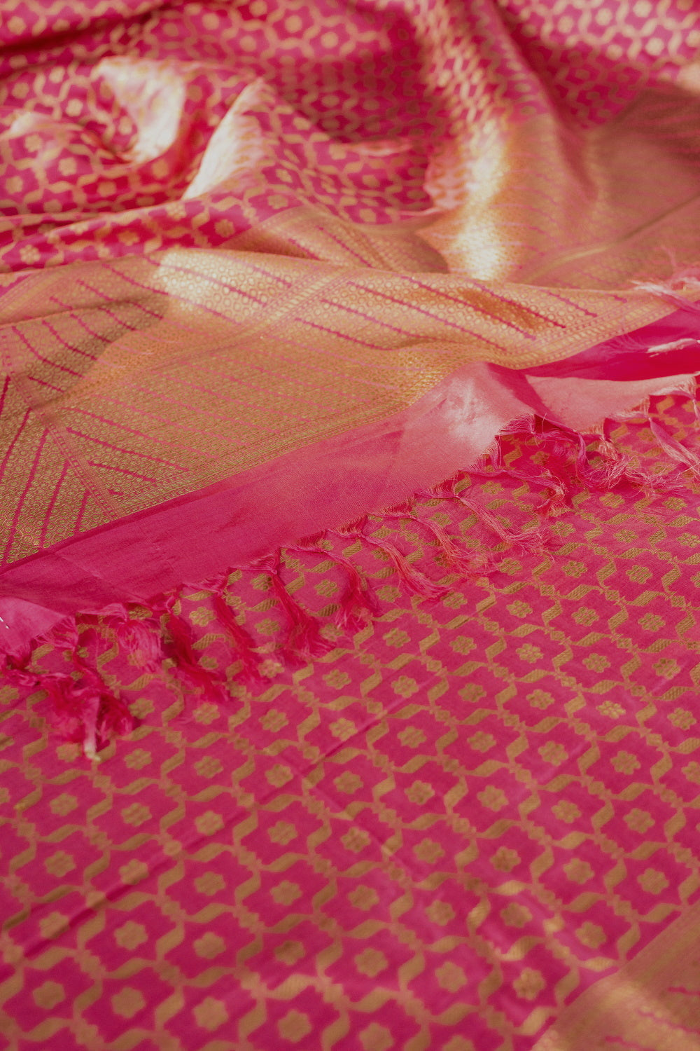 Handwoven Dupatta - Matkatus 