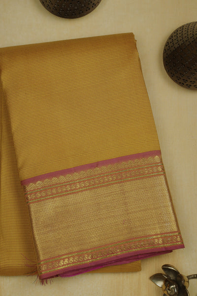 Sarees - Matkatus