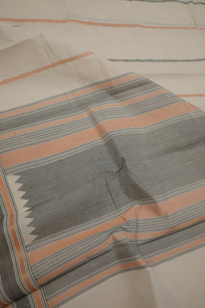 Sarees - Matkatus
