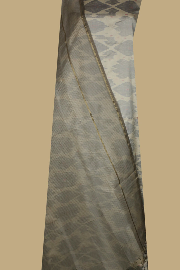 Top & Dupatta - Matkatus