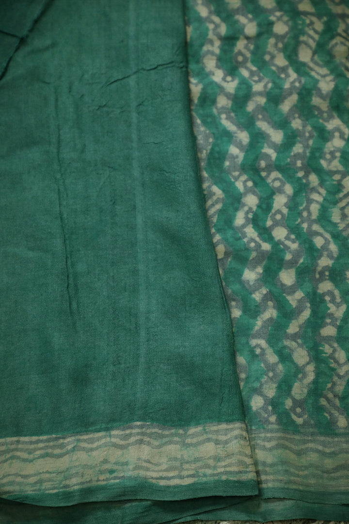 Sarees - Matkatus 
