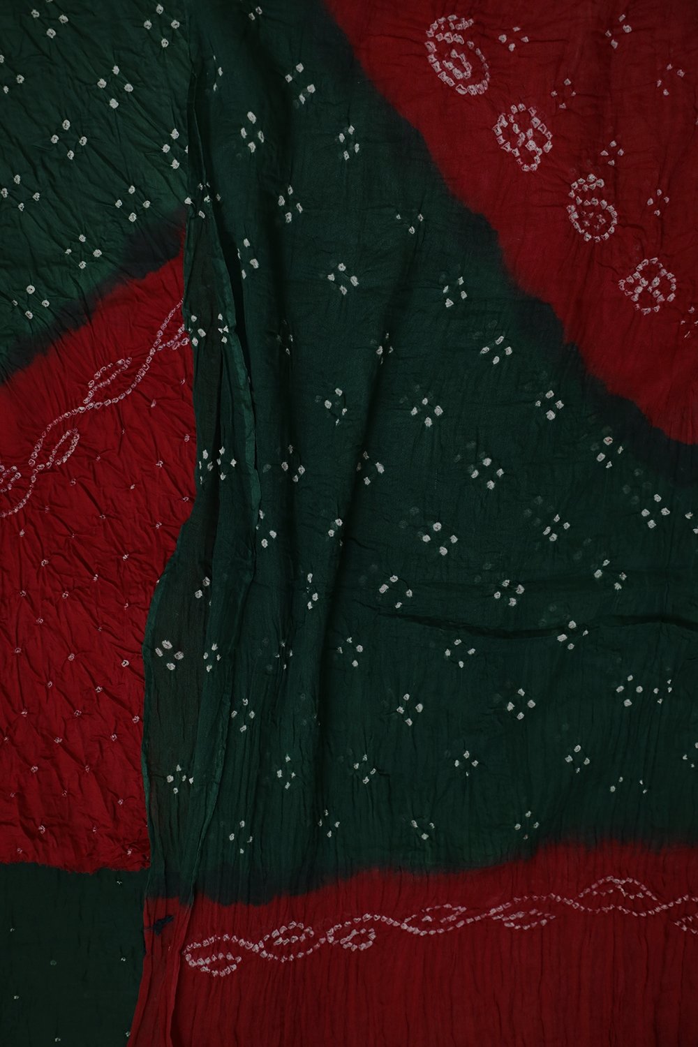 Unstitched Suits - Matkatus