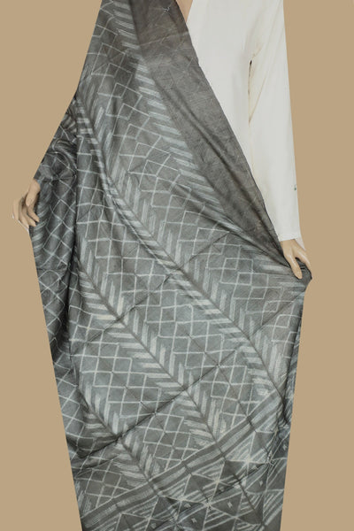 Shibori Tussar Dupattas - Matkatus 