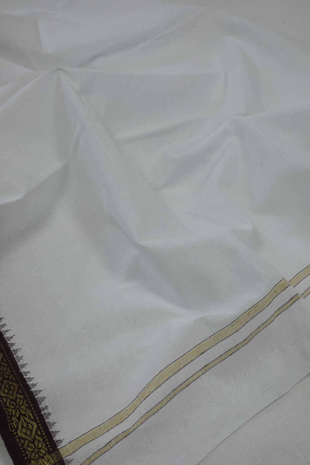 Dhothi with Shirt - Matkatus