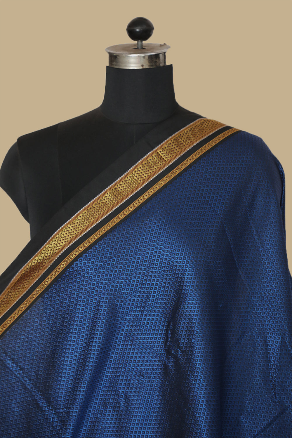 Khun Fabrics - Matkatus 