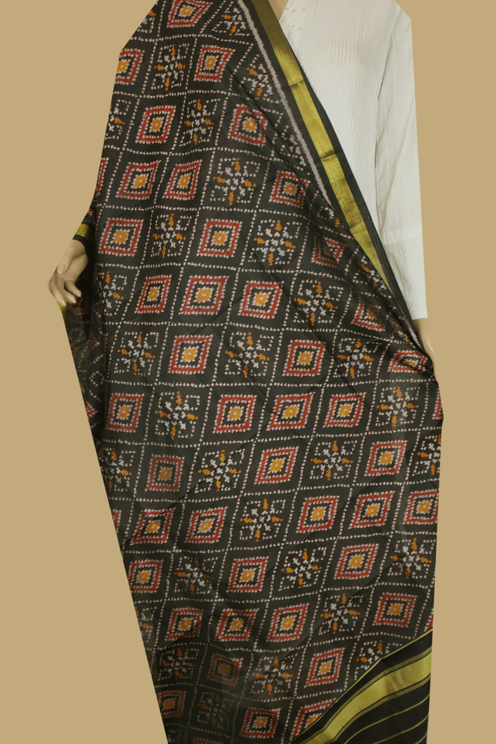 Patola Ikat Dupatta = Matkatus